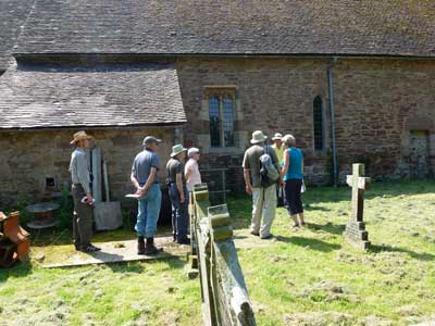 08 Group examining buildig stones.jpg
